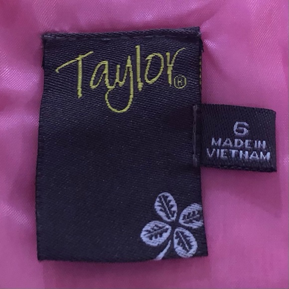 Taylor Pink Floral Print Midi Sheath Dress Size 6 Cottagecore Barbiecore - Picture 7 of 8